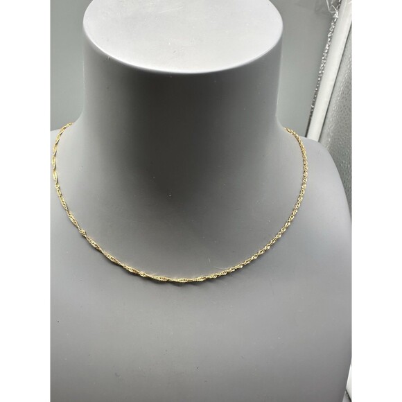 14k Yellow Gold Chain Necklace 17”  1.82g